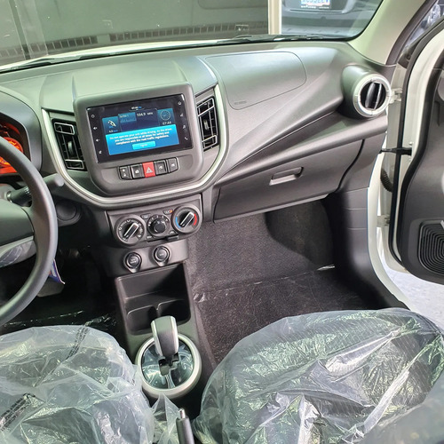 Imagen 6 de 10 de Suzuki Celerio Full Equipo