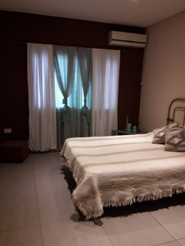 Imagen 6 de 14 de Casa En Venta En Parque Leloir