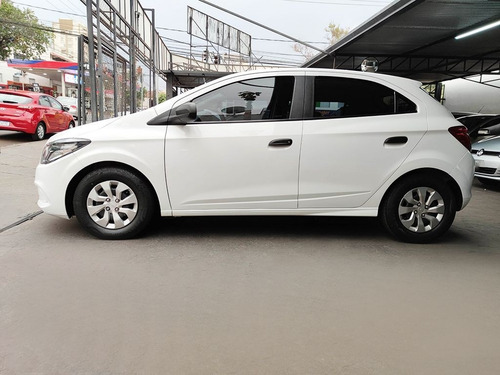 Imagem 13 de 15 de Chevrolet Onix 1.0 Mpfi Joy 8v