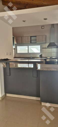 Venta Casa 3 Dorm - Barrio Perticone, Centenario
