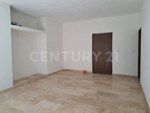 Casa En Venta En Hacienda Real (cantera)
