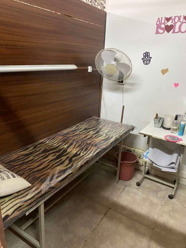 Solarium-centro De Estética 7 Gabinetes En Del Viso/ Pilar