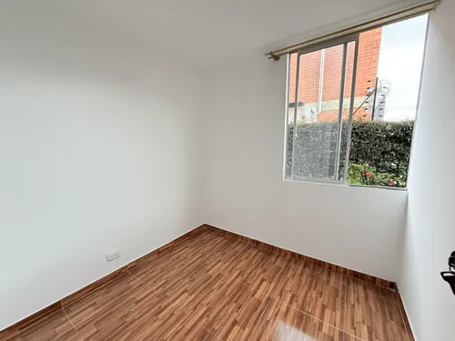 Apartamento En Venta En Alcaparros. Cod V2106