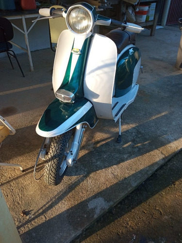 Imagem 1 de 4 de Lambretta Li Special 150 Documento Em Dia
