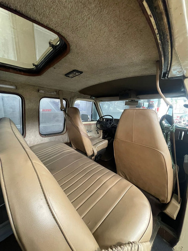 Chevrolet Chevy Van G 20 Camper