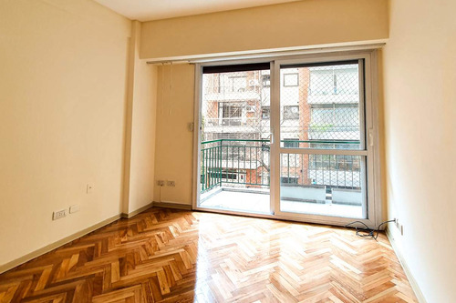Venta - Excelente Semipiso. Balcón Corrido Al Frente. Cochera. La Mejor Zona De Belgrano
