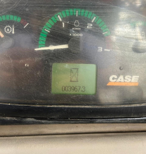 Retroexcavadora Case 580n 2014