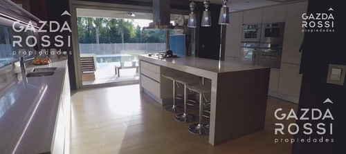 Imagen 5 de 21 de Casa - Saint Thomas