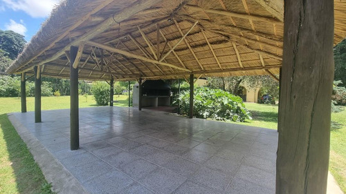 Fracción De 8800 Metros Sobre Av. Hipolito Yrigoyen, Zona Cruce Varela