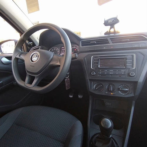 Volkswagen Voyage