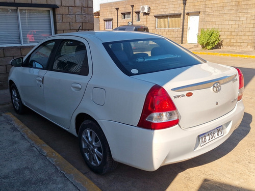 Toyota Etios 1.5 Sedan Xls