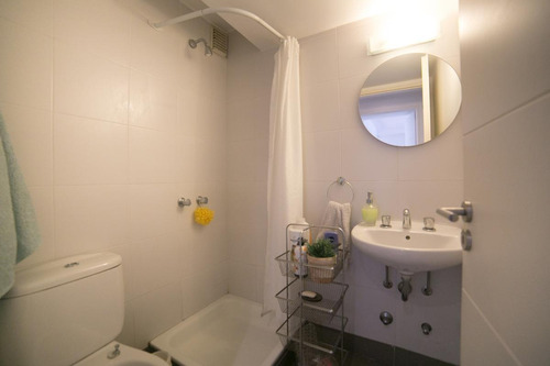 Imagen 25 de 30 de Venta Casa De 3 Dormitorios En Punta Chica, Estilo Minimalista, Con Jardín Y Pileta