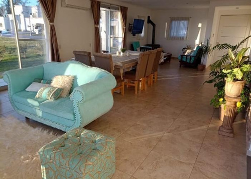 Imagen 11 de 22 de Casa En Venta En Area 60 La Reserva Escondida - Dacal Bienes Raices