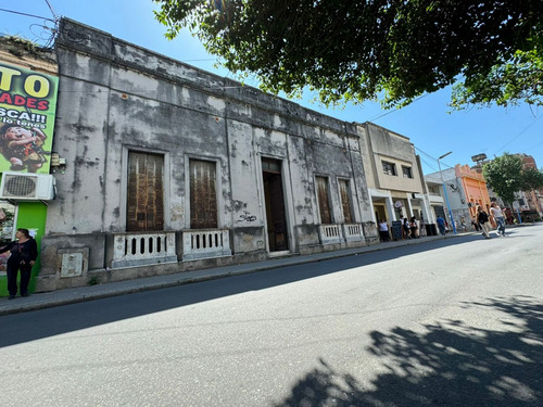Casa En Venta En San Miguel De Tucumán
