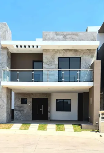 Espectacular Residencia $3,3,00,000 Ubicado En Pachuca