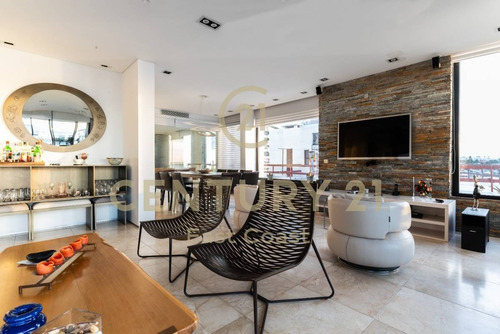 Imagen 8 de 30 de Le Bleu Pent-house En Venta Frente Al Puerto Con El Diseño De Carlos Ott