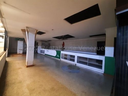 Imagen 3 de 10 de Galpón En Venta En Av. Fermín Toro. San Juan De Los Morros. 22-23073