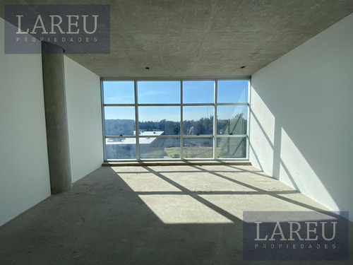 Imagen 2 de 13 de Oficina A Estrenar En Officia Pilar - Edificio Life