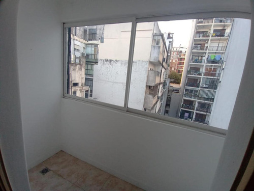 Imagen 5 de 22 de 3 Ambientes Con Dependencia Y Balcon En Venta - Recoleta - Arenales 3000