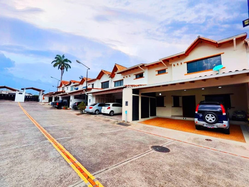 Imagen 16 de 16 de Cf. Se Vende Excelente Casa En Urb Villa Eugenia.