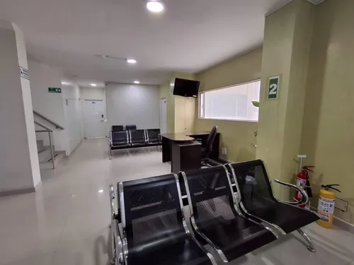 Consultorio En Centro Médico
