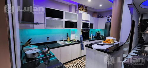 Imagen 5 de 30 de Caaguazu 7343 Excelente Casa - Liniers Con Parque