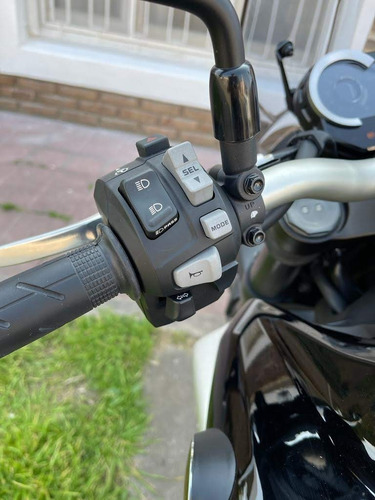 Imagen 14 de 17 de Honda Cb 1000 R (no Z 1000 - Mt - Z 900 - Diavel - Brutale )