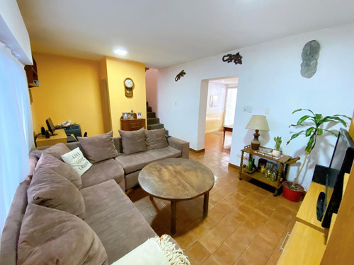 Imagen 7 de 24 de Casa - S.fer.-vias/centro