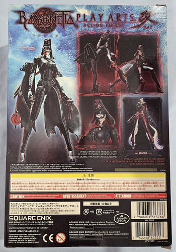 Bayonetta Play Arts Kai Action Figure Square Enix (Usado)