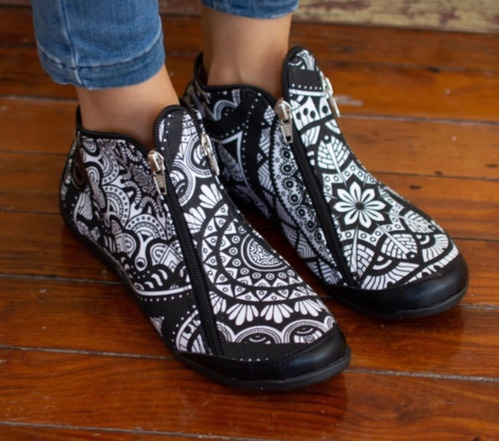 Zapatillas De Diseño Urbano Exclusivas Con Toda La Onda