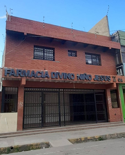 Se Vende Edificio En La Calle Juncal, Carupano Ve02-446cs-rg