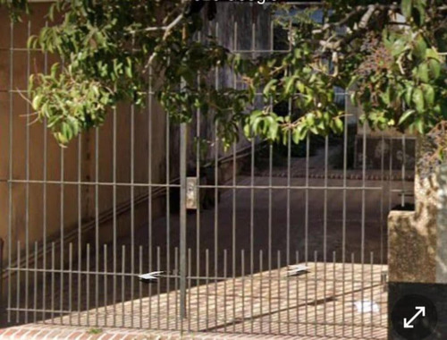 Casa En Venta - 1 Dormitorio 1 Baño - 100mts2 - Monte Chingolo, Lanús