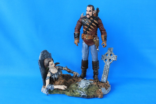Van Helsing Universal Monsters Diamond Select (Usado)