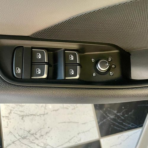 Audi A3 Sedan 2.0 Tfsi Ambition S-tronic 4p