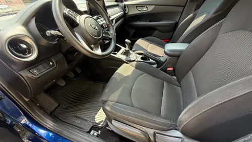 Kia Forte 2.0 L Mt