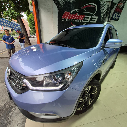 Dongfeng Ax7