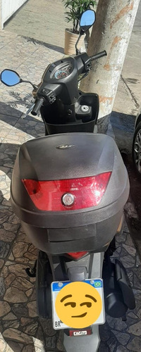Scooter Lindy Q