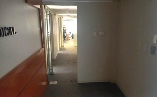 Excelente Oficina De 103 M2 En San Isidro Cerca De Panamericana