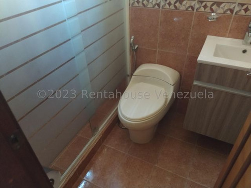Imagen 18 de 30 de Apartamento En Venta Este De Barquisimeto Lara Rah. 23-19604 //invierta Seguro Con Rentahouse//