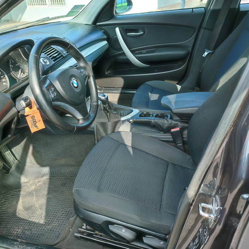 Imagen 9 de 11 de Bmw Serie 1 2008 2.0 120i Active 156cv