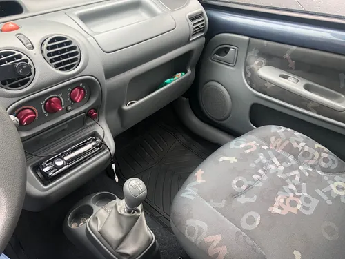 Renault Twingo Authentique Modelo 2010