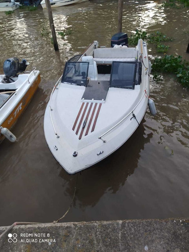 Lancha Deportiva Bermuda Marama 225 Hp Cuddy Baño Titular