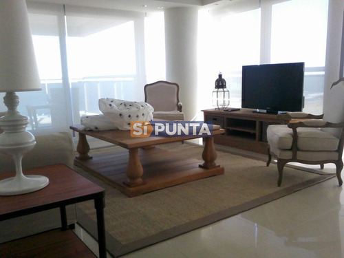 Imagen 1 de 19 de Apartamento En Punta Del Este, Brava