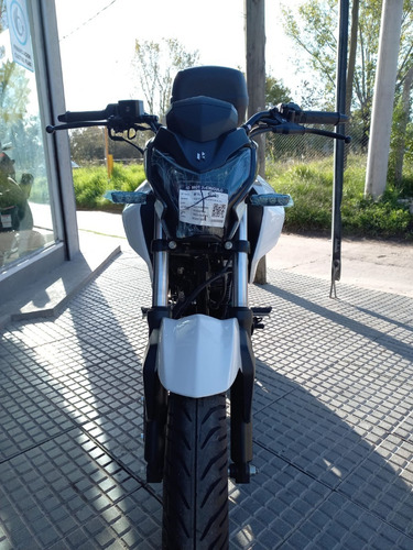 Imagen 3 de 9 de Hero 160