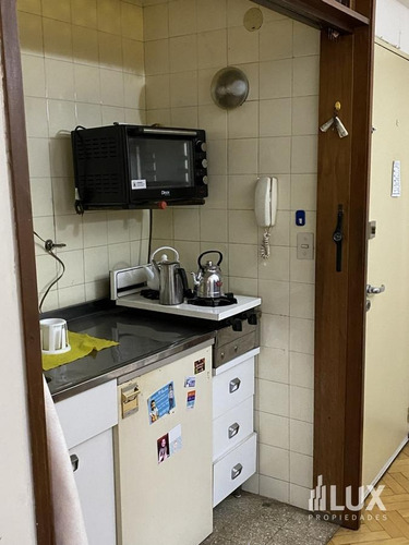 Imagen 13 de 26 de Venta Departamento Un Dormitorio Contrafrente Alquilado - Centro