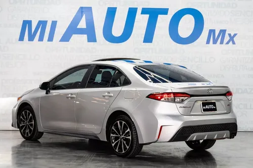 Toyota Corolla Se Cvt Sd Bi Tono