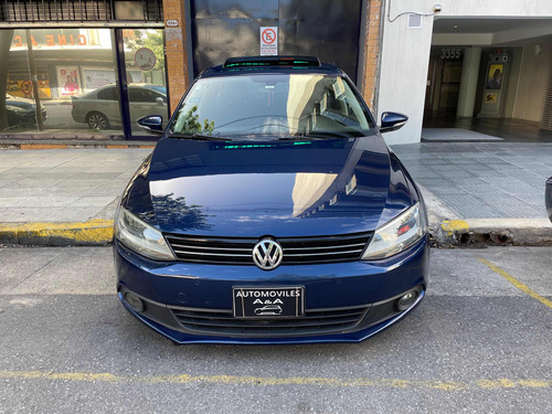 Volkswagen Vento 2.5 Luxury 170cv