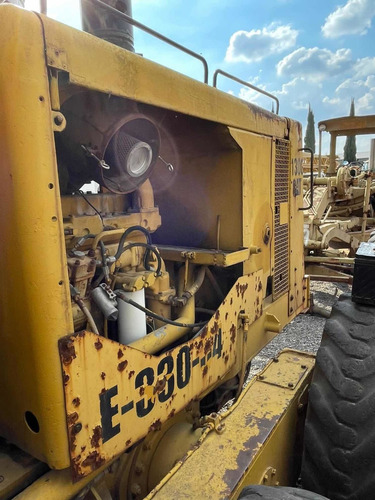 Imagen 4 de 9 de Motoconformadora Caterpillar 130g