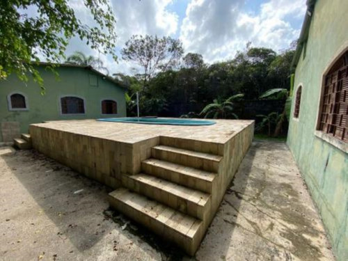 Imagem 17 de 30 de Chácara No Bairro Chácaras Glória, Em Itanhaém, Litoral Sul De São Paulo. Possui Piscina, 02 Churrasqueiras, Arvores Frutíferas E Vaga Para 08 Automóveis.
