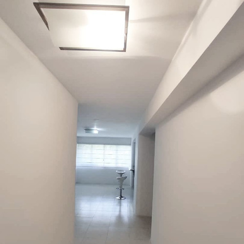 Imagen 4 de 12 de Apto. En Alquiler Urb. La Trigaleña Valencia 0412-8887550